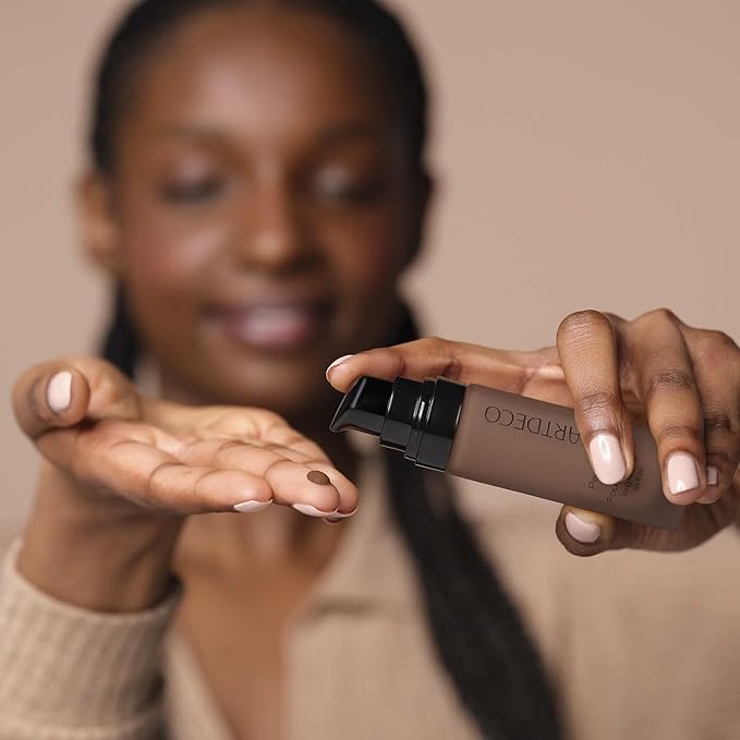 ARTDECO Perfect Teint Foundation - Neutral Deep Truffle - Lightweight Liquid Formula - Medium-Full Coverage - Without Mask-Like Effect - Conceals Imperfections - Vegan Makeup - Hyaluron - 0.67 Fl Oz-VivaGrace Women
