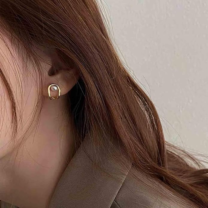 Vintage Pearl Claw Earrings Pearl Claw Stud Earrings Gold Circle Earrings Minimal Pearl Earrings Jewelry for Women-VivaGrace Women