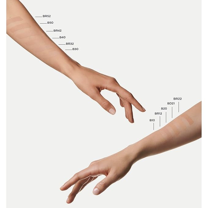 Chanel Vitalumiere Aqua Ultra Light Skin Perfecting Makeup SPF 15-30 ml, No.40 Beige-VivaGrace Women