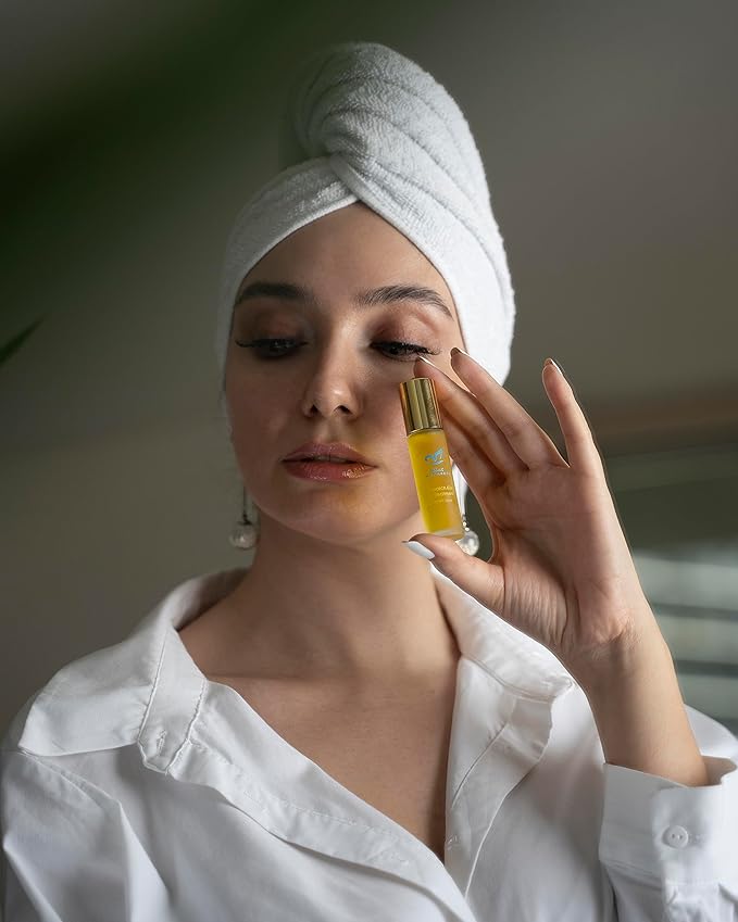 Monarch Kiss Lip Treatment | Ultra-nourishing Lip Treatment Protects Lips Overnight, Removes Dry Flakes And Improves Dry Lips. For All Skin Types. (10ml)-VivaGrace Women