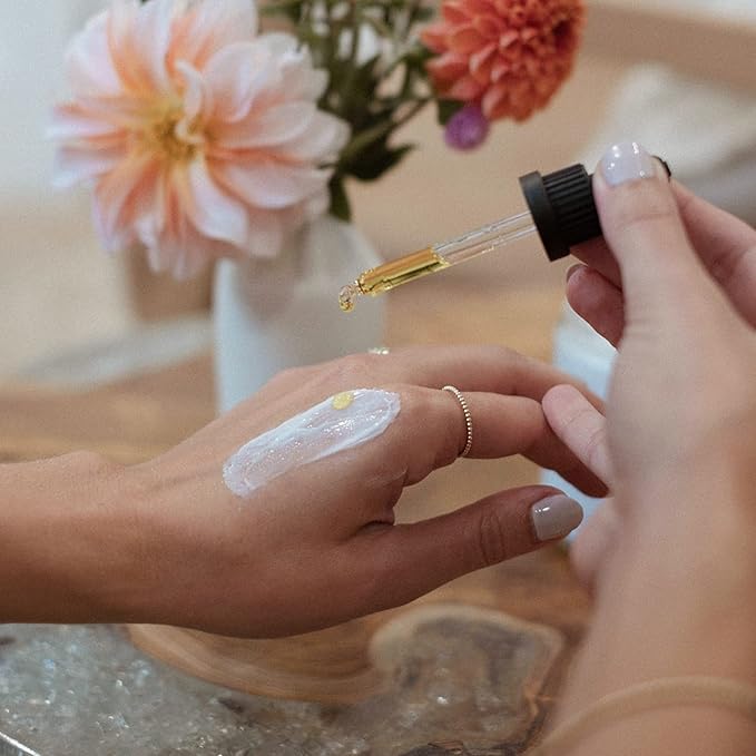 Facial Oil | Restorative Facial Oil For Dry Skin | Formulated With Rose Hip Oil, Jojoba Oil - 30 ml-VivaGrace Women