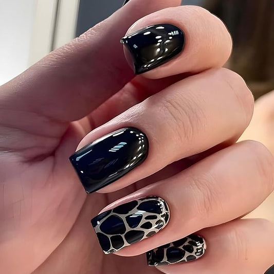 24 Pcs Black Press on Nails Short Square Shaped Fake Nails with Leopard Design Glossy Reusable False Nails Full Cover Acrylic Nails Stick on Nails for Women Nails Manicure Decoration