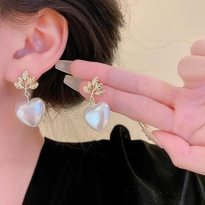 Vintage Pearl Heart Drop Earrings Gold Leaf Pearl Earrings White Pearl Heart Earrings Bridal Pearl Stud Earrings Jewelry for Women-VivaGrace Women