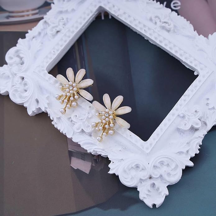 Vintage Flower Pearl Earrings Tiny Pearl Drop Earrings Enamel Flower Stud Earrings Gold Cluster Pearl Earrings Jewelry for Women-VivaGrace Women