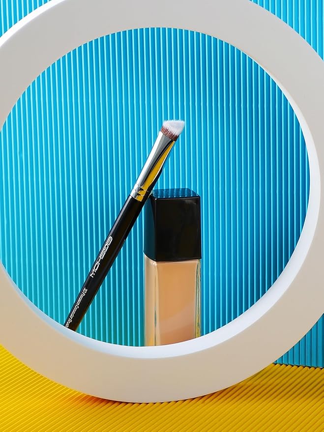 EIGSHOW Concealer Brush Under Eye, Small Triangle Brushes for Precise Coverage Dark Circles Blemishes Acne, Blending Cream and Liquid (F658)-VivaGrace Women