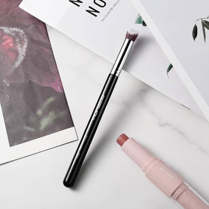 EIGSHOW Angled Concealer Brush Under Eye for Covering Sun Spots Acne Blemishes Concealing Contouring Setting with Liquid Cream (E861)-VivaGrace Women