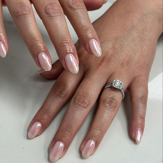 Nude Fake Nails Short Almond Press on Nails with Cat Eye Designs Pearlescent Glue on Acrylic Nails Glossy Full Cover False Nails for Women and Girls