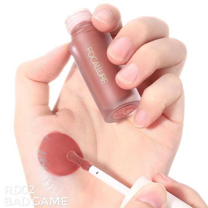 FOCALLURE Silky Cream Liquid Blush,Leaving a Matte Dewy Makeup Look,Easy to Apply and Create a Natural Flush,Long Lasting and Lightweight Cheek Blush Face Makeup,BAD GAME-VivaGrace Women