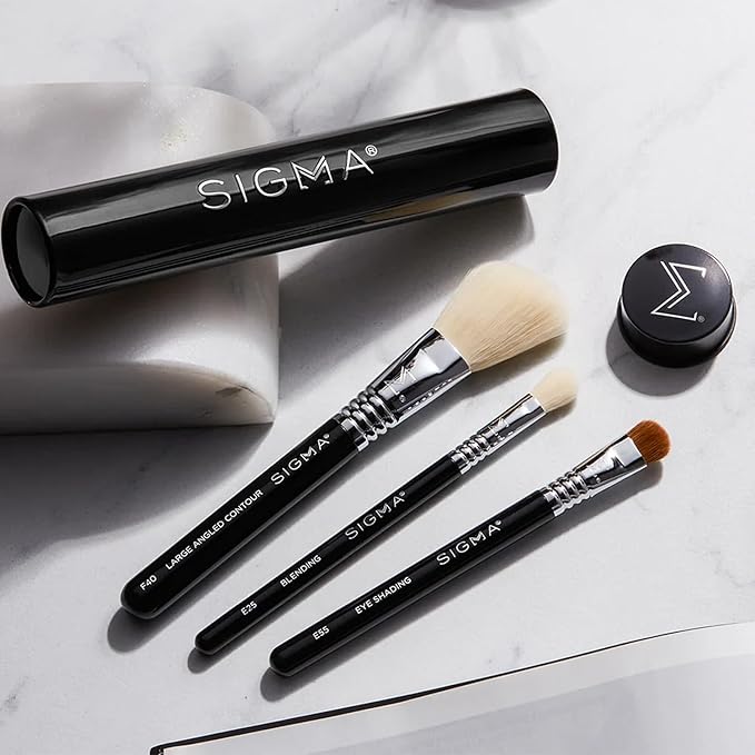 Sigma Beauty Professional E25 Eyeshadow Blending Brush – Professional Eyeshadow Brush for Seamless Eyeshadow Blending, Softens Dramatic Edges & Harsh Lines for a Well Blended Effect (1 Brush)-VivaGrace Women