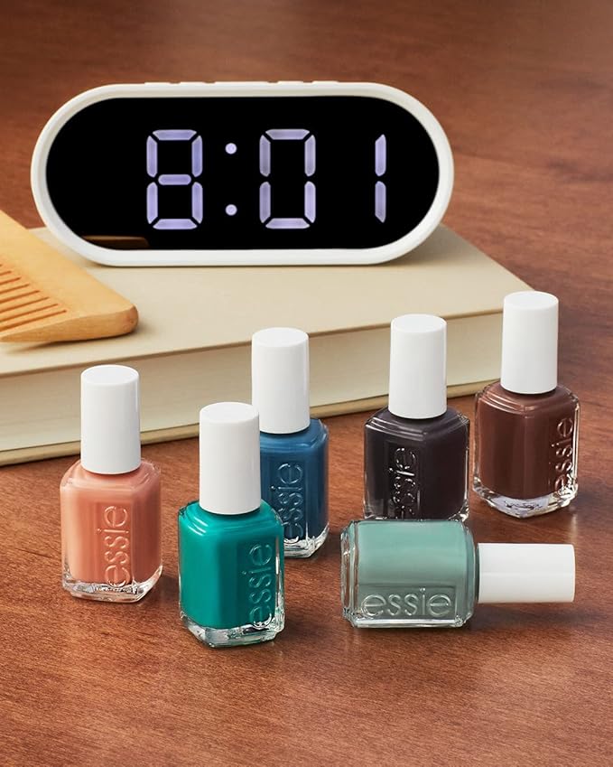 essie Nail Polish, Salon-Quality Green Nail Polish, UnGuilty Pleasures, Vegan, Caught In The Rain, 0.46 fl oz