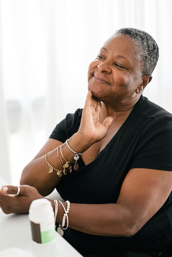 Second Trimester Set – All Natural Skincare Pregancy Gift Box – Anti-stretch mark Belly Oil, Moisturizing Body Oil, Face Polish, Face Moisturizer - Mambino Organics-VivaGrace Women