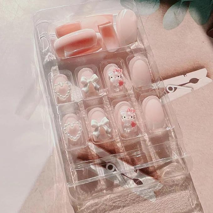 French Tip Press on Nails Short Cute Pink Nail Art Cartoon with Pearl Heart Bow Design, White French Nails Press ons False Nails Fashion Fingernails 24pcs