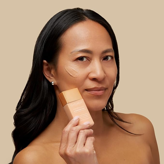 Sigma Beauty Skin Perfector – Hydrating Skin Tint Foundation for Lightweight, Buildable Coverage, With Hyaluronic Acid, Niacinamide Serum, and More (4 Medium Beige Tint, 1.12oz)-VivaGrace Women