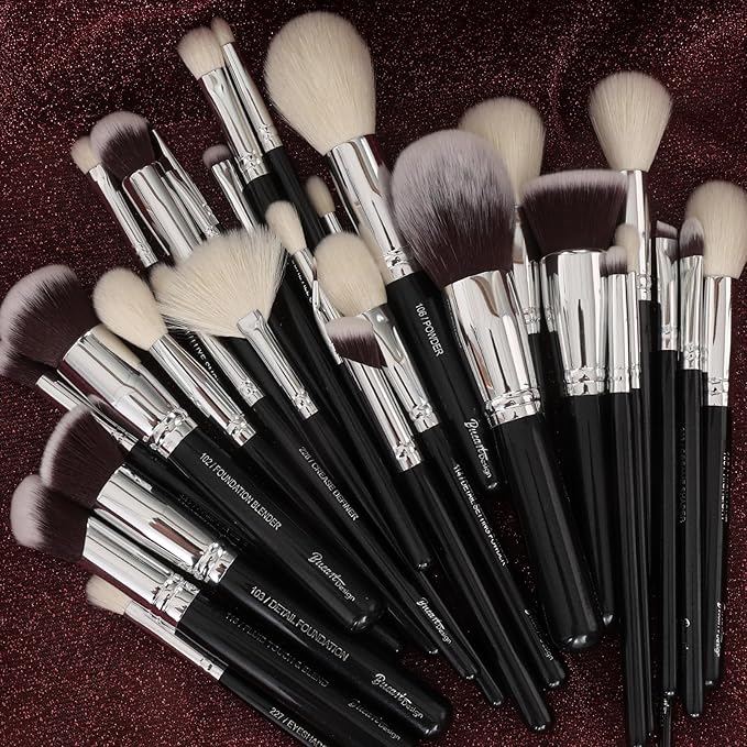 Pro makeup Artist Brushes Set 32Pcs Luxury Goat Hair Horse hair Makeup Brush Set eye and face brushes for every possibility By Bueart Design-VivaGrace Women