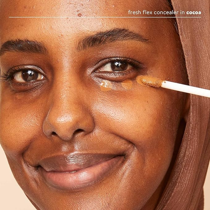 Honest Beauty Fresh Flex Concealer with Niacinamide + Vitamin E + Hyaluronic Acid | Vegan + Cruelty free | Cocoa, 0.17 fl oz-VivaGrace Women