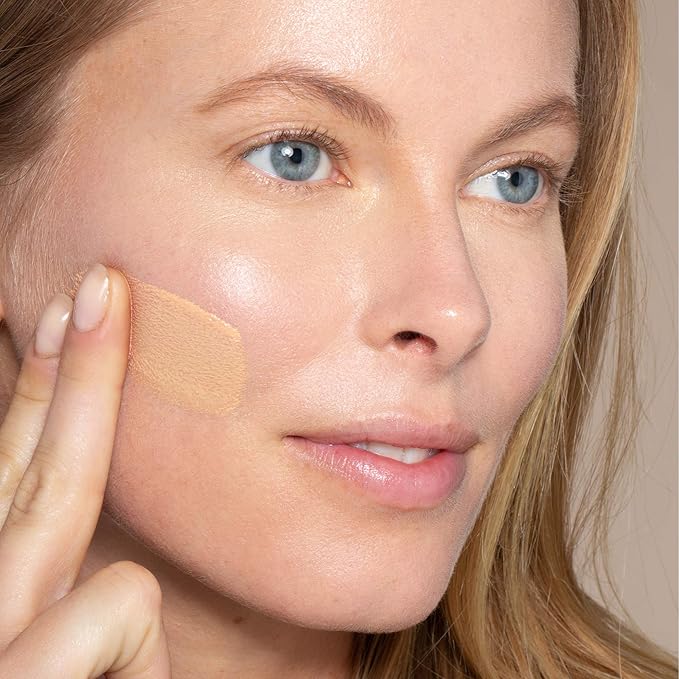 ILIA - True Skin Serum Foundation | Non-comedogenic, Cruelty-Free, Vegan, Weightless Feel, Buildable Coverage, Safe For Sensitive Skin (Bowen SF4)-VivaGrace Women