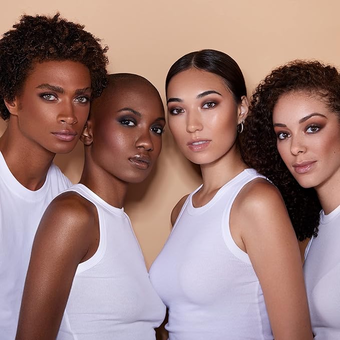 Kevyn Aucoin The Neo-Blush, Grapevine: Blush makeup compact. Trio palette of gradient colors. Blends pearl, satin & matte finishes for highlighting cheeks. Personalized looks - natural to pop of color-VivaGrace Women