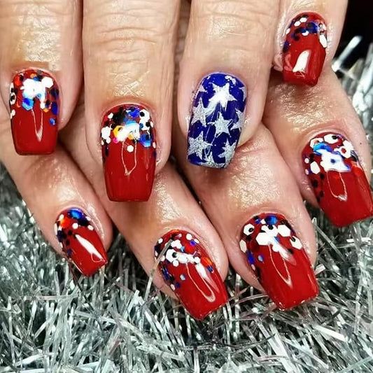 Independence Day Press on Nails Short Square Fake Nails with Glitter Star Design Glossy Red Blue False Nails Summer Stick on Nails Full Cover 4th of July Acrylic Nails for Women Girls Manicure 24Pcs