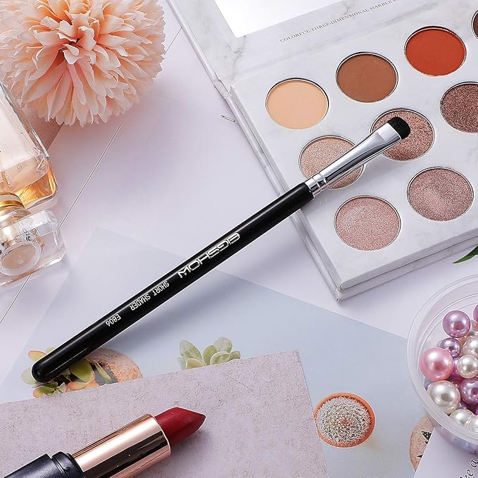 Eyeshadow Smudge Brush, EIGSHOW Short Shader Precision Makeup Brush High-End for Creasing & Cat Eye Makeup, Premium Quality, Cruelty-Free (E806)-VivaGrace Women