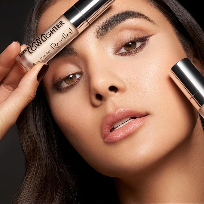 Rodial Banana Lowlighter 0.1 fl oz, Liquid Colour Concealer with Yellow Undertone, Face Concealer with Silky, Non-Shimmer Finish, Hydrating Formula with Hyaluronic Acid, Vitamin E and Caffeine-VivaGrace Women