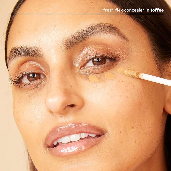 Honest Beauty Fresh Flex Concealer with Niacinamide + Vitamin E + Hyaluronic Acid | Vegan + Cruelty free | Toffee, 0.17 fl oz-VivaGrace Women