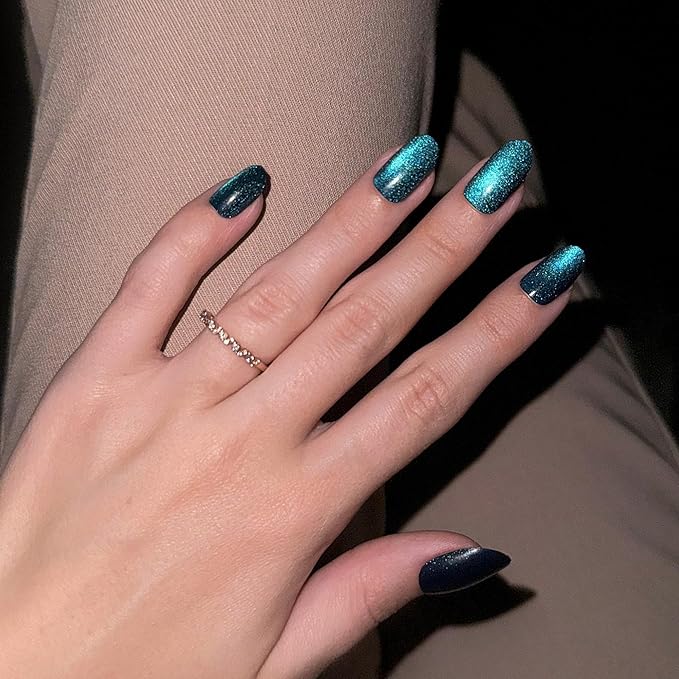 Press on Nails Oval - Emerald Green Velvet Fake Nails Short Round Glossy Acrylic Full Cover Glue on Nails in 12 Sizes - 24 Piece Nail Kit，Natural Fit for Women & Girls Daily Wear