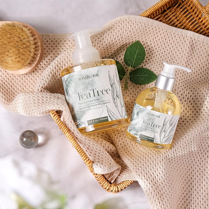 Liquid Hand Soap with Gift Box - Pure Nature's Embrace - Tea Tree - 260ml/ 8.7 fl.oz (Pack of 3)