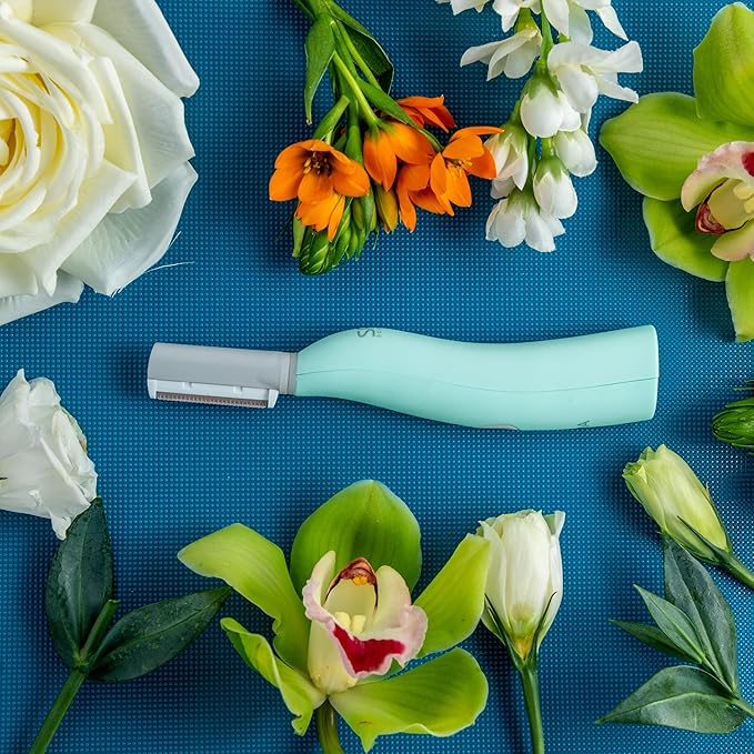 SPA SCIENCES - SIMA Patented Dermaplane Razor for Women Face – Painless 2-in-1 Facial Exfoliation & Peach Fuzz Hair Removal – Anti-Aging – 3 Speeds – Rechargeable – 7 Weeks Treatment-VivaGrace Women