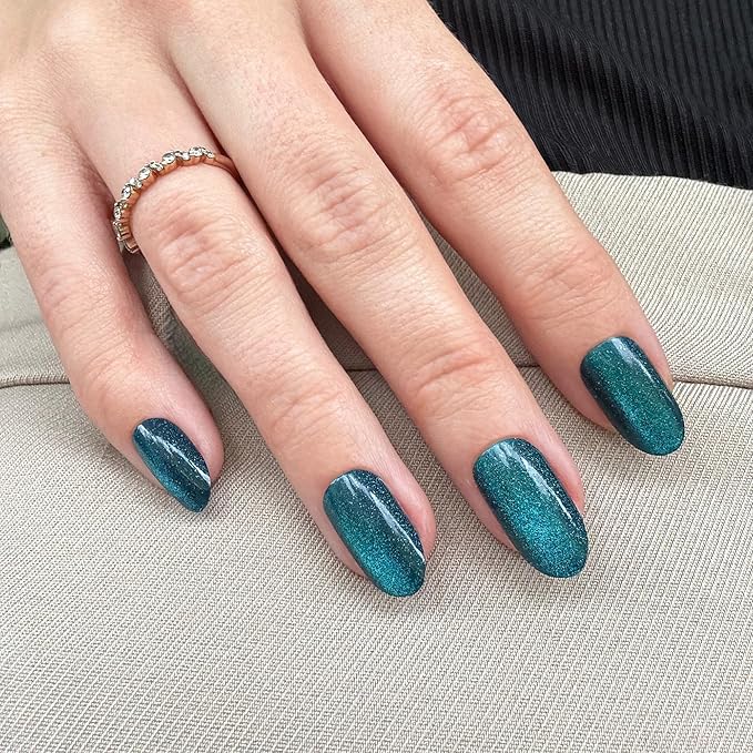 Press on Nails Oval - Emerald Green Velvet Fake Nails Short Round Glossy Acrylic Full Cover Glue on Nails in 12 Sizes - 24 Piece Nail Kit，Natural Fit for Women & Girls Daily Wear